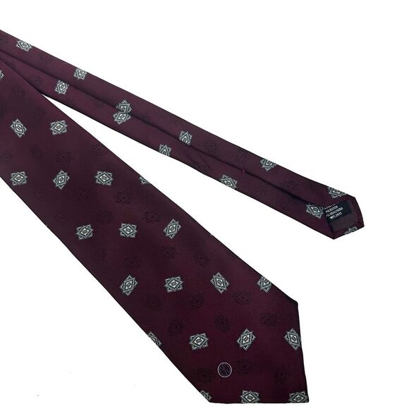 Halston III Burgundy and White Men's Tie/Necktie - Picture 4 of 5